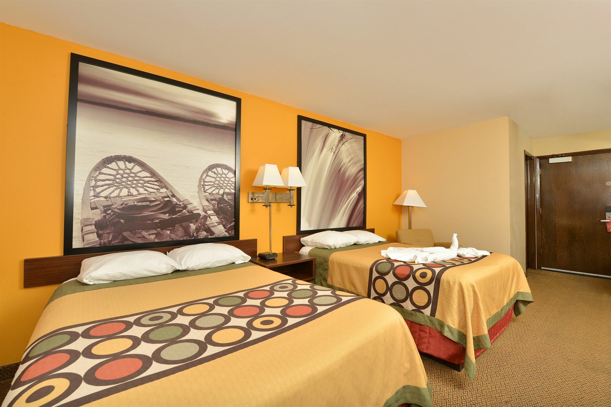 Super 8 By Wyndham Rochester Mayo Clinic Area Bagian luar foto