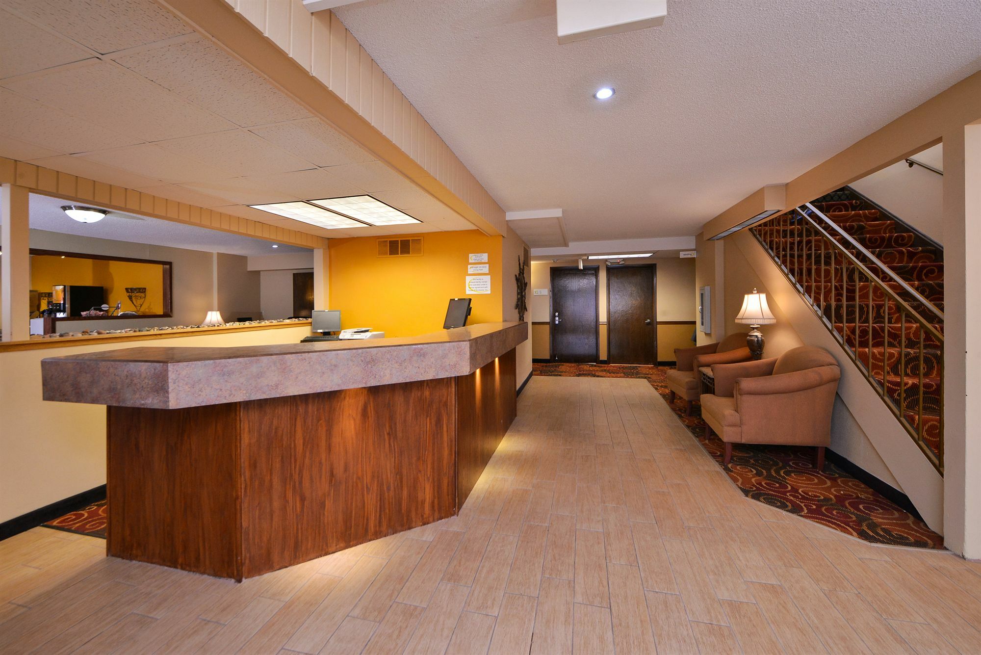 Super 8 By Wyndham Rochester Mayo Clinic Area Bagian luar foto