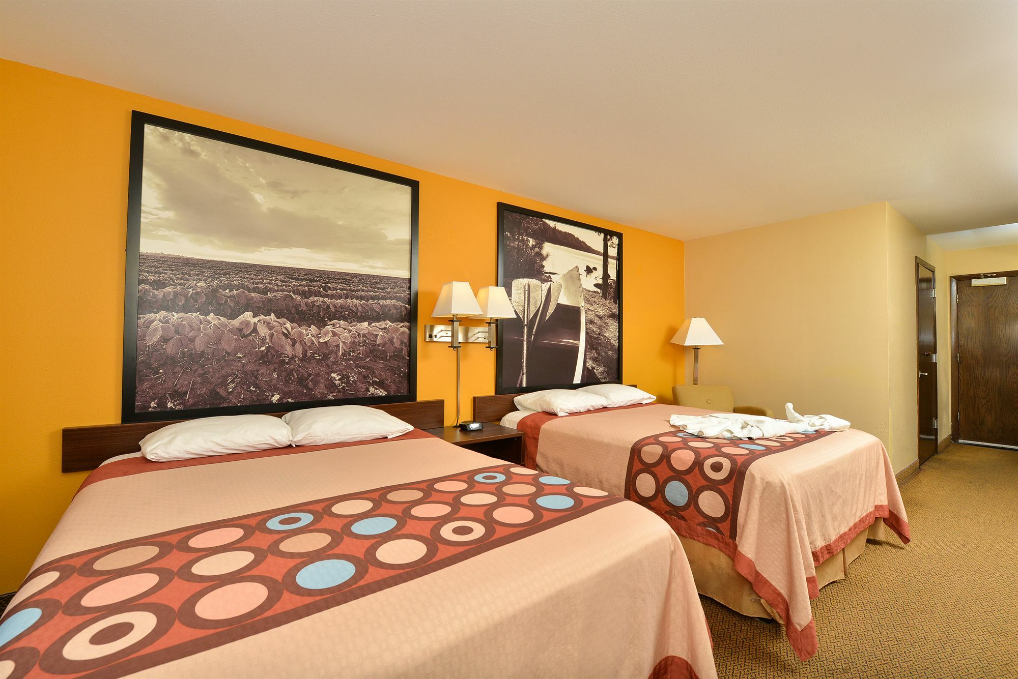 Super 8 By Wyndham Rochester Mayo Clinic Area Bagian luar foto